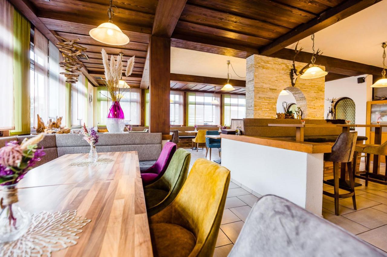 Landhotel Kueffner Pfedelbach Bagian luar foto