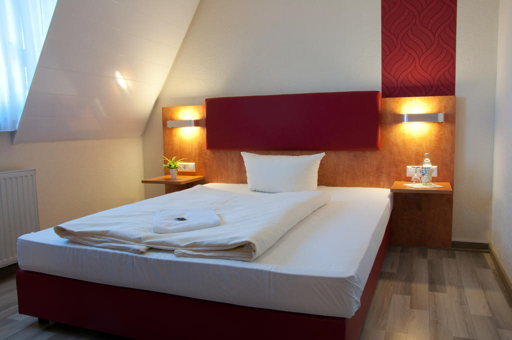 Landhotel Kueffner Pfedelbach Ruang foto