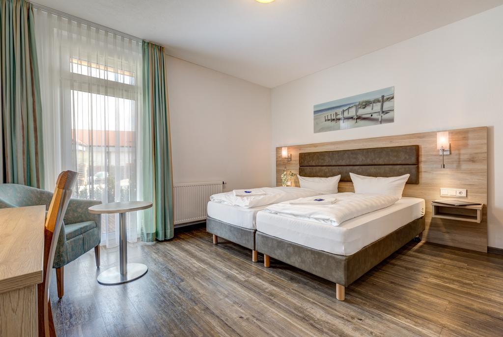 Landhotel Kueffner Pfedelbach Bagian luar foto